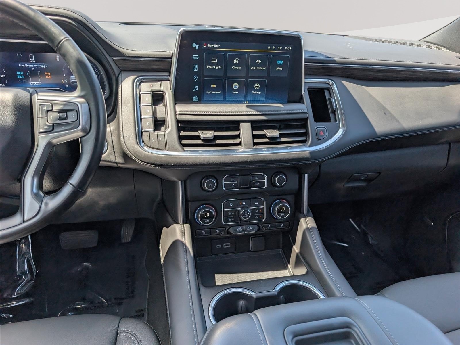 Used 2023 Chevrolet Suburban Z71 w/ Luxury Package AWD/4WD image 22