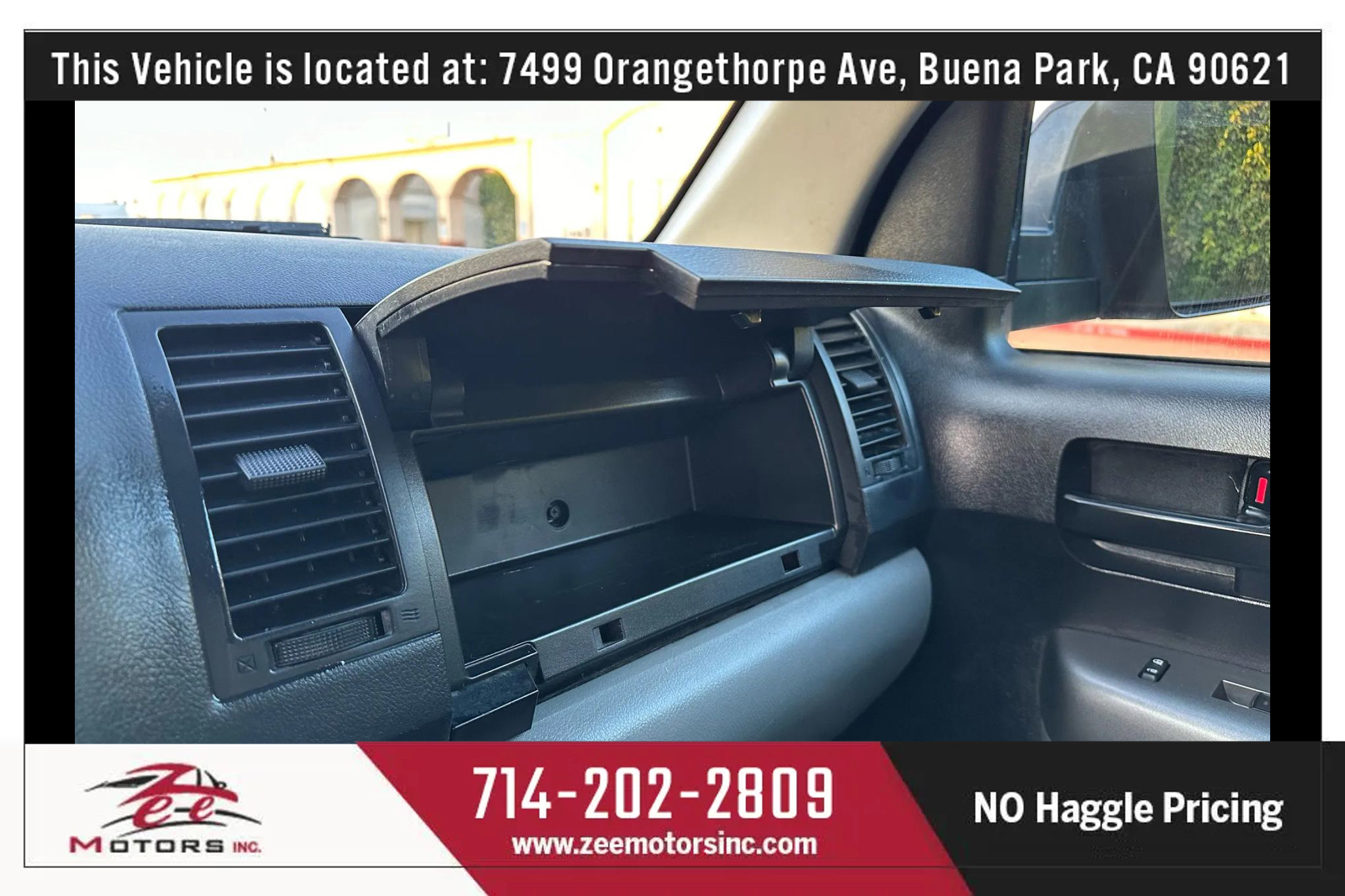Used 2016 Toyota Sequoia SR5 image 39
