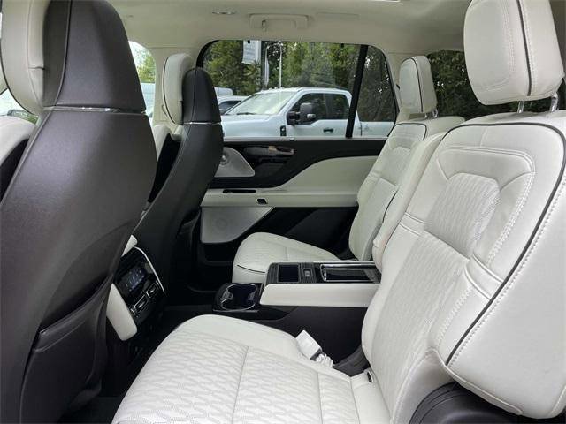 Used 2022 Lincoln Aviator Black Label image 6