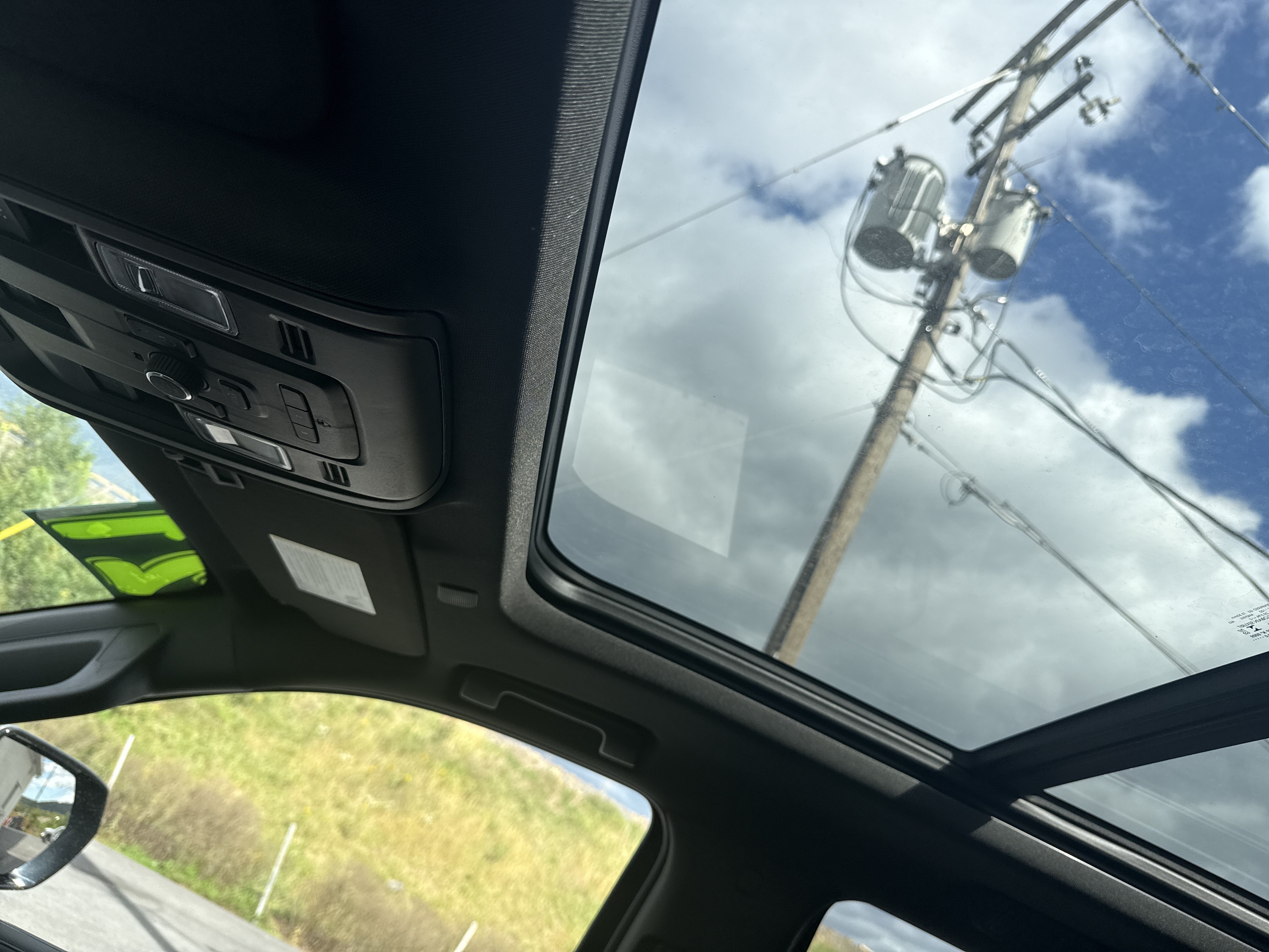 Used 2021 Chevrolet Tahoe High Country AWD/4WD image 29