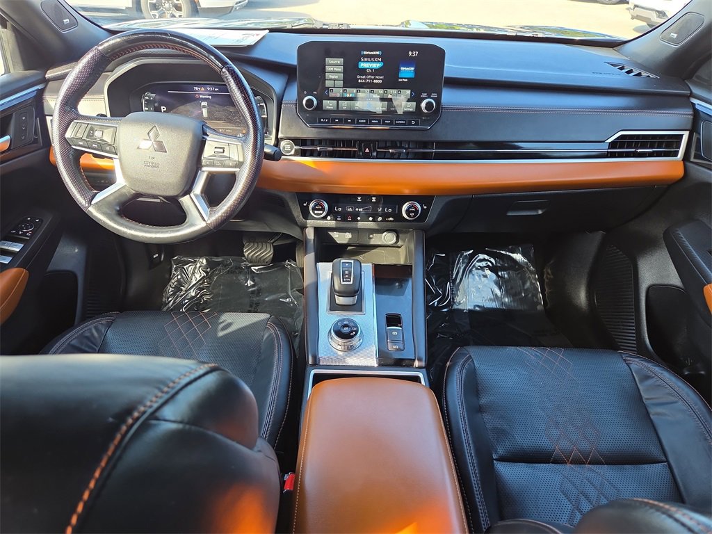 Used 2022 Mitsubishi Outlander SEL image 17