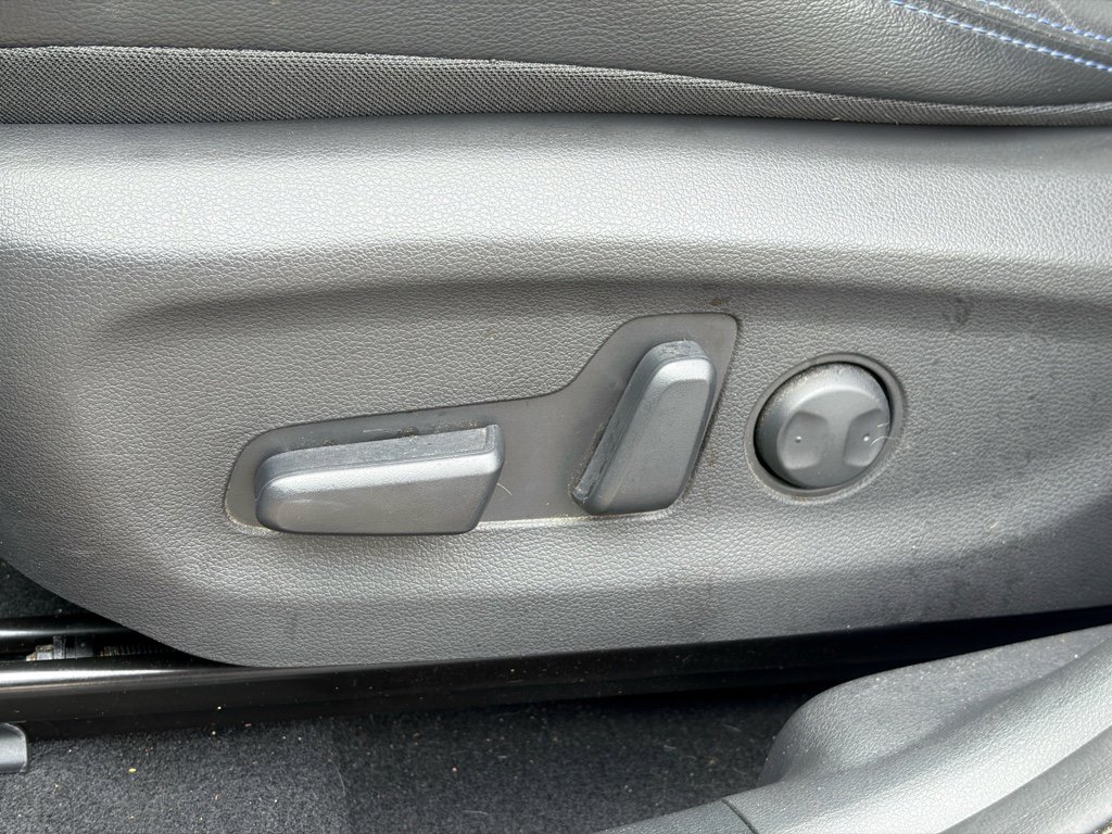 Used 2023 Hyundai Kona Limited image 7