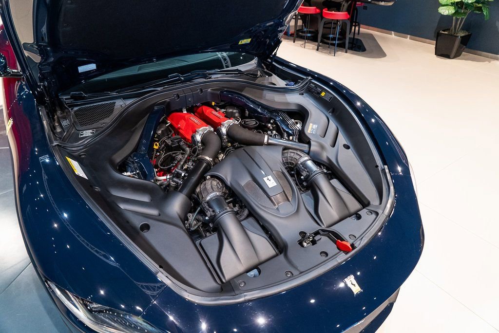 Certified 2022 Ferrari Roma RWD image 17