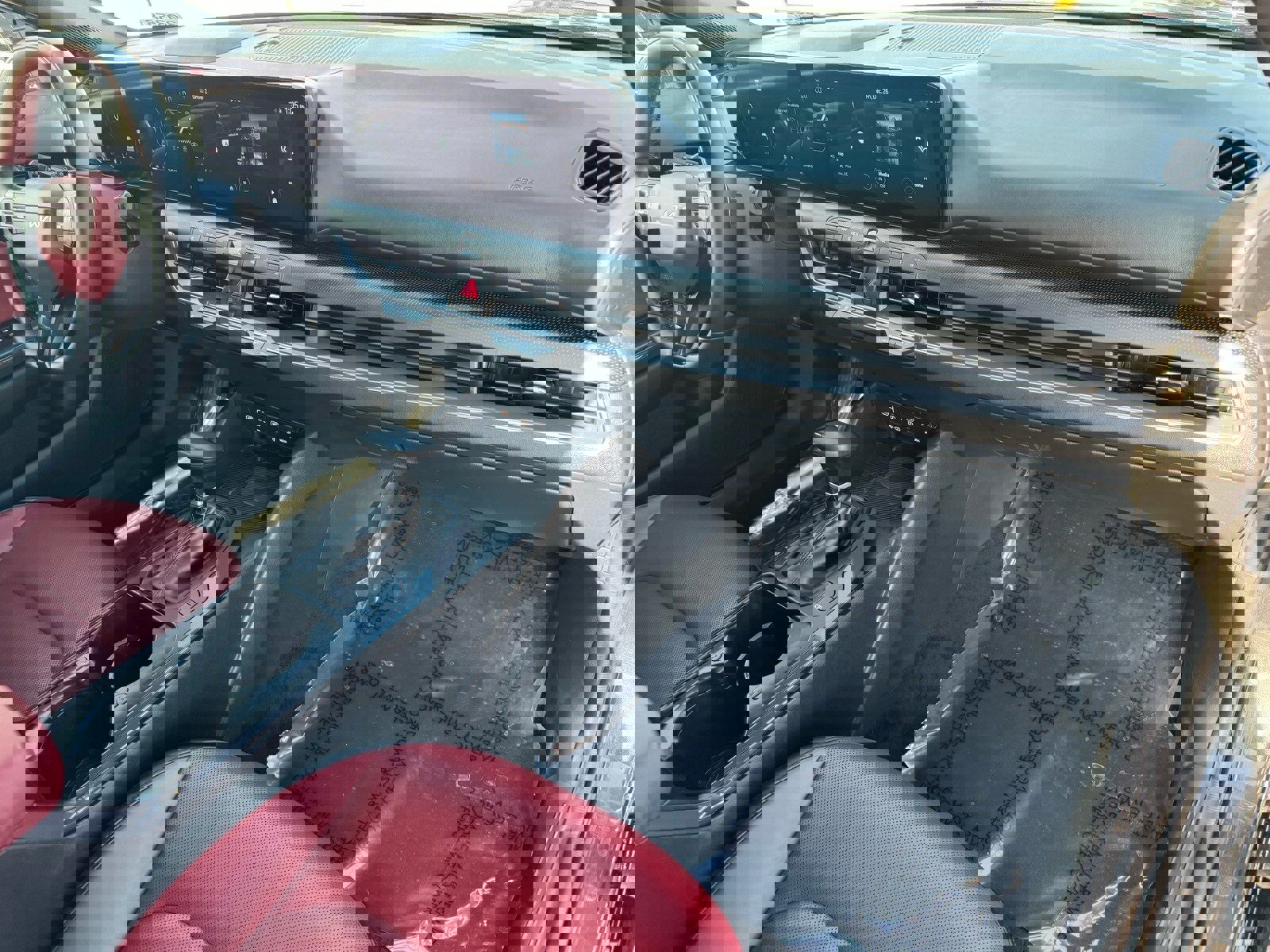 Used 2025 Kia K4 GT-Line w/ GT-Line Premium Package image 13