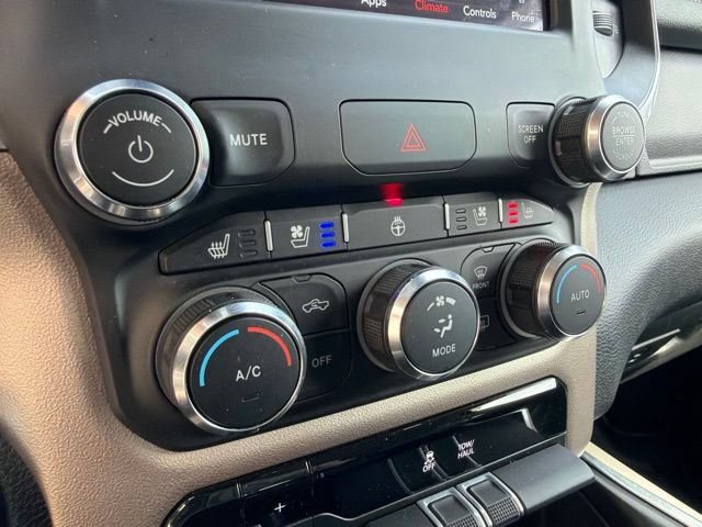 Used 2021 RAM 1500 Laramie AWD/4WD image 28