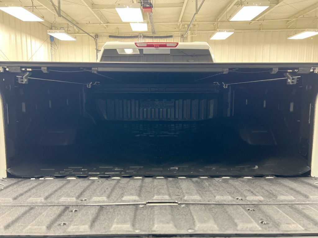 Used 2026 GMC Sierra 2500 AT4 w/ AT4 Preferred Package AWD/4WD image 25