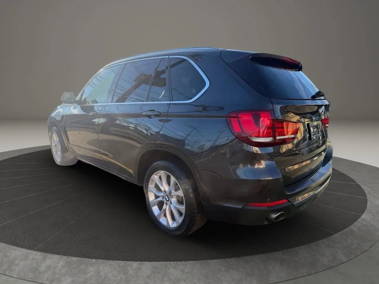 Used 2015 BMW X5 xDrive35i image 7