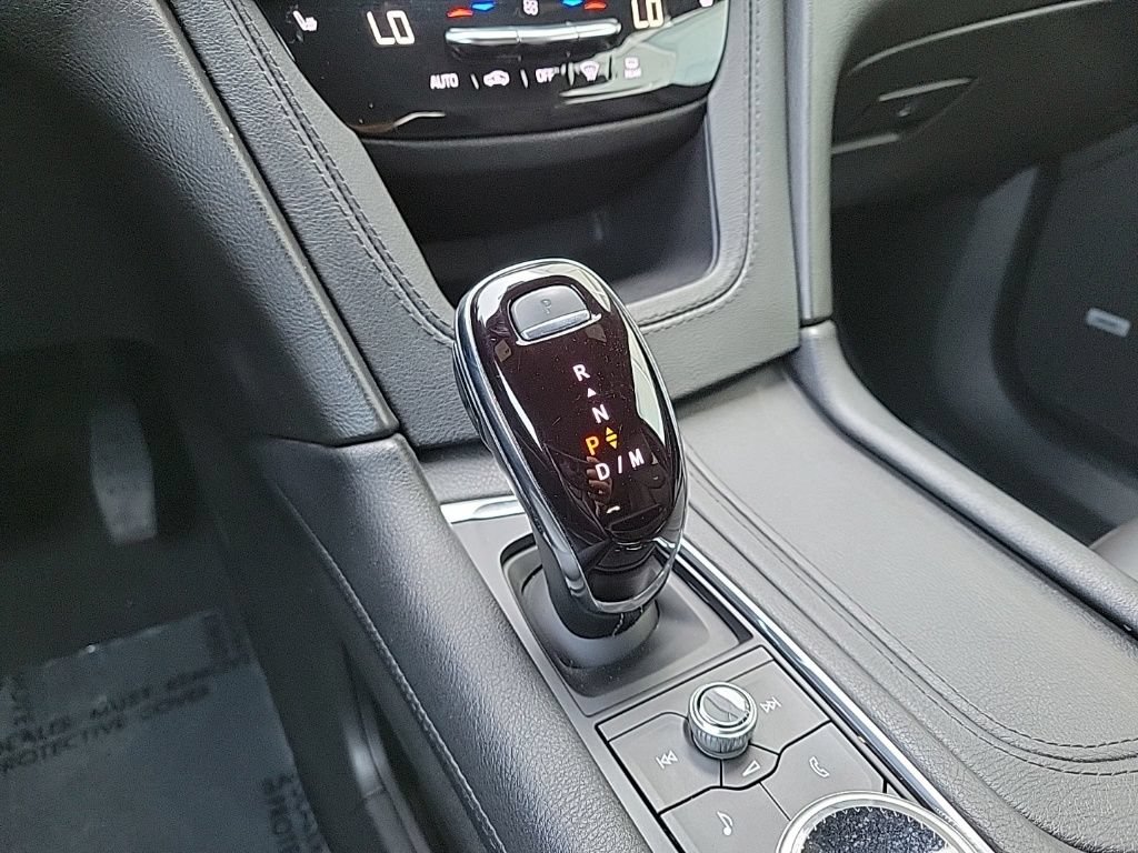 Used 2024 Cadillac XT6 Luxury AWD/4WD image 29