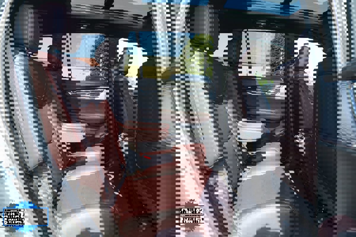 Used 2023 Cadillac XT6 Premium Luxury image 15