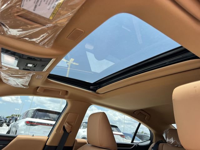 New 2024 Lexus ES 350 w/ Premium Package image 22