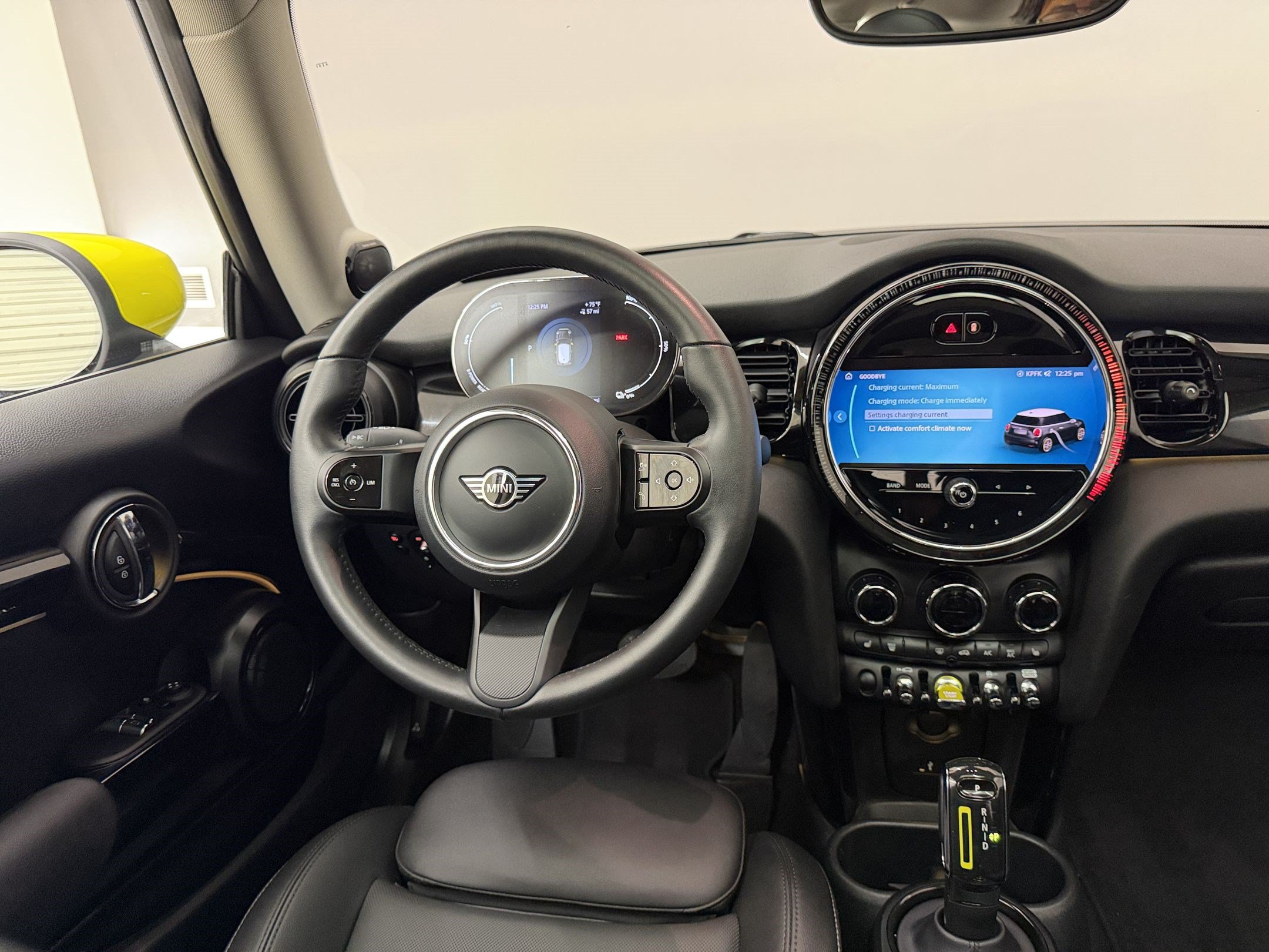 Certified 2024 MINI Cooper SE FWD image 28