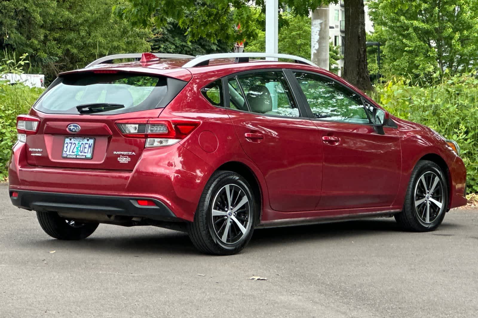 Used 2023 Subaru Impreza 2.0i Premium AWD/4WD image 2