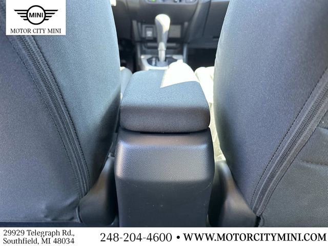 Used 2017 Honda Fit LX image 17