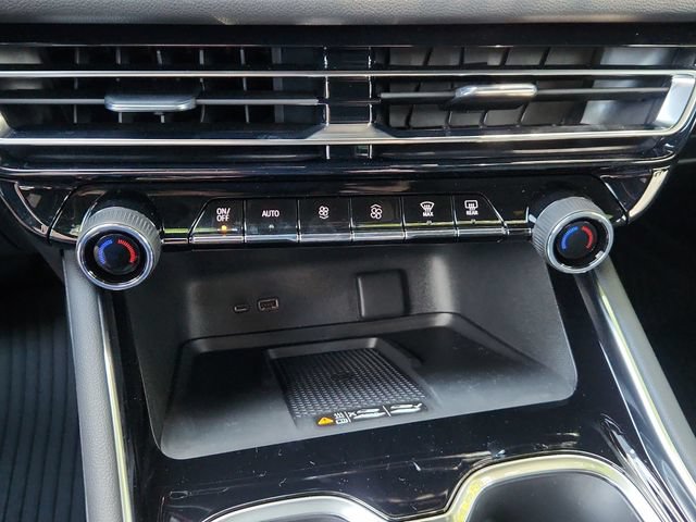 New 2026 Chevrolet Traverse LT w/ Driver Confidence Package FWD image 28