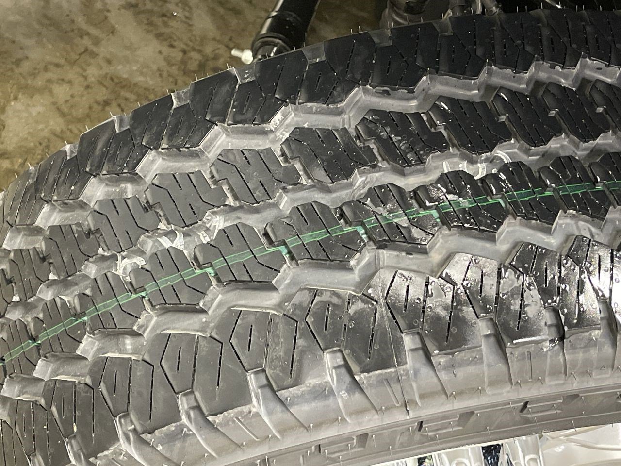 New 2025 Ford F350 XLT image 11