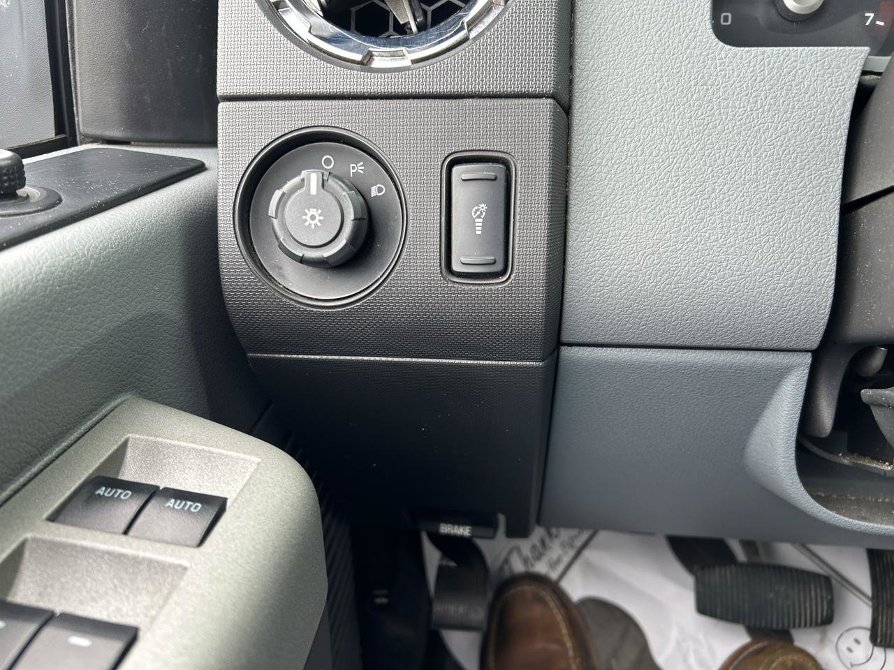 Used 2013 Ford F250 XLT AWD/4WD image 25