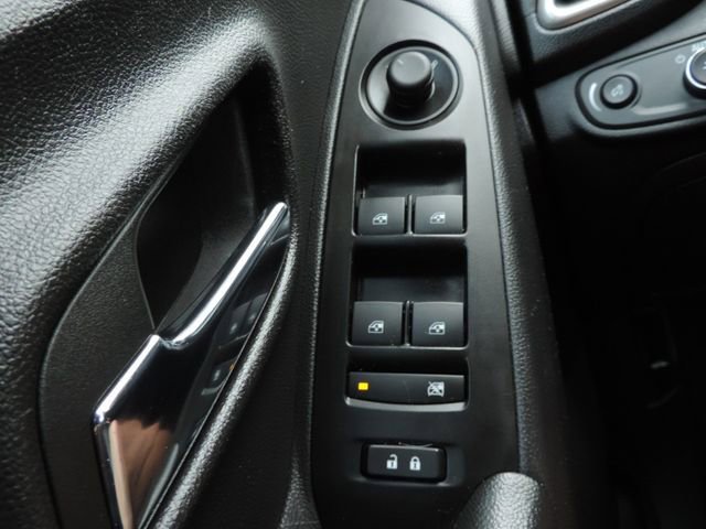 Used 2022 Chevrolet Trax LT w/ LT Convenience Package image 26
