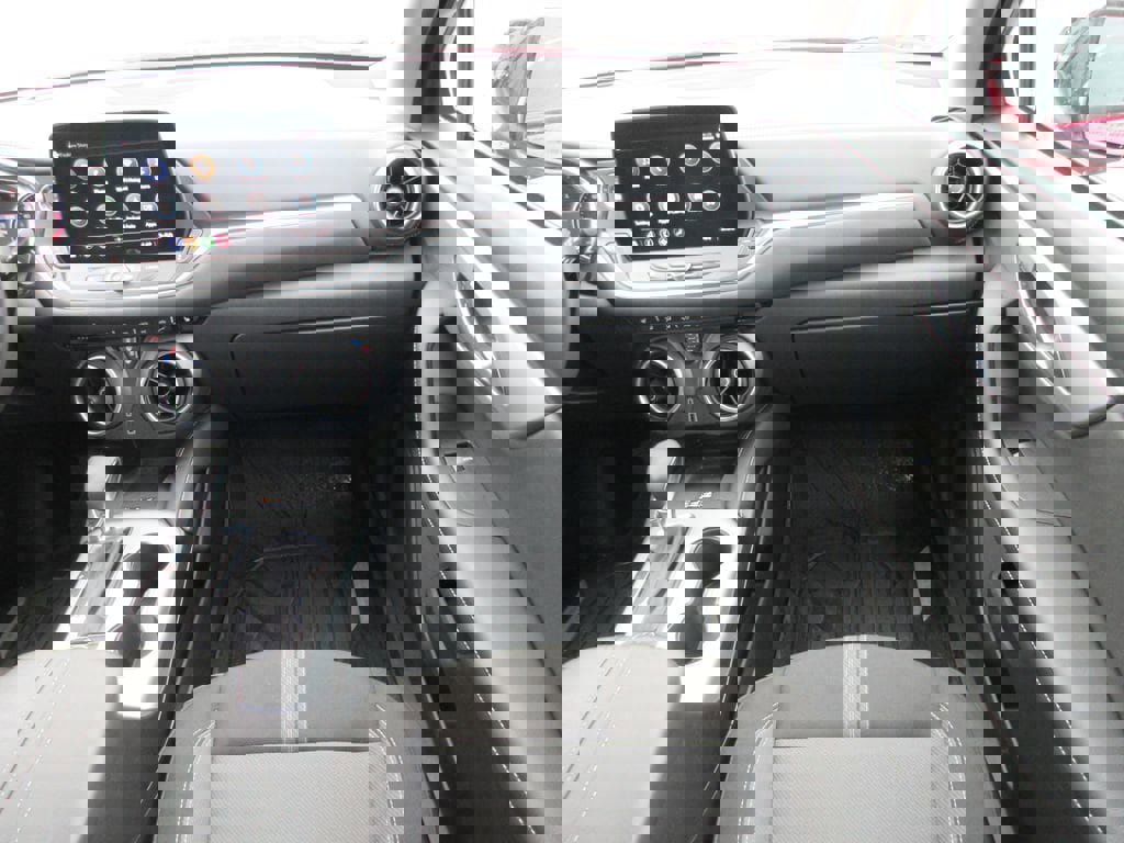 Used 2024 Chevrolet Blazer LT w/ Convenience Package image 16