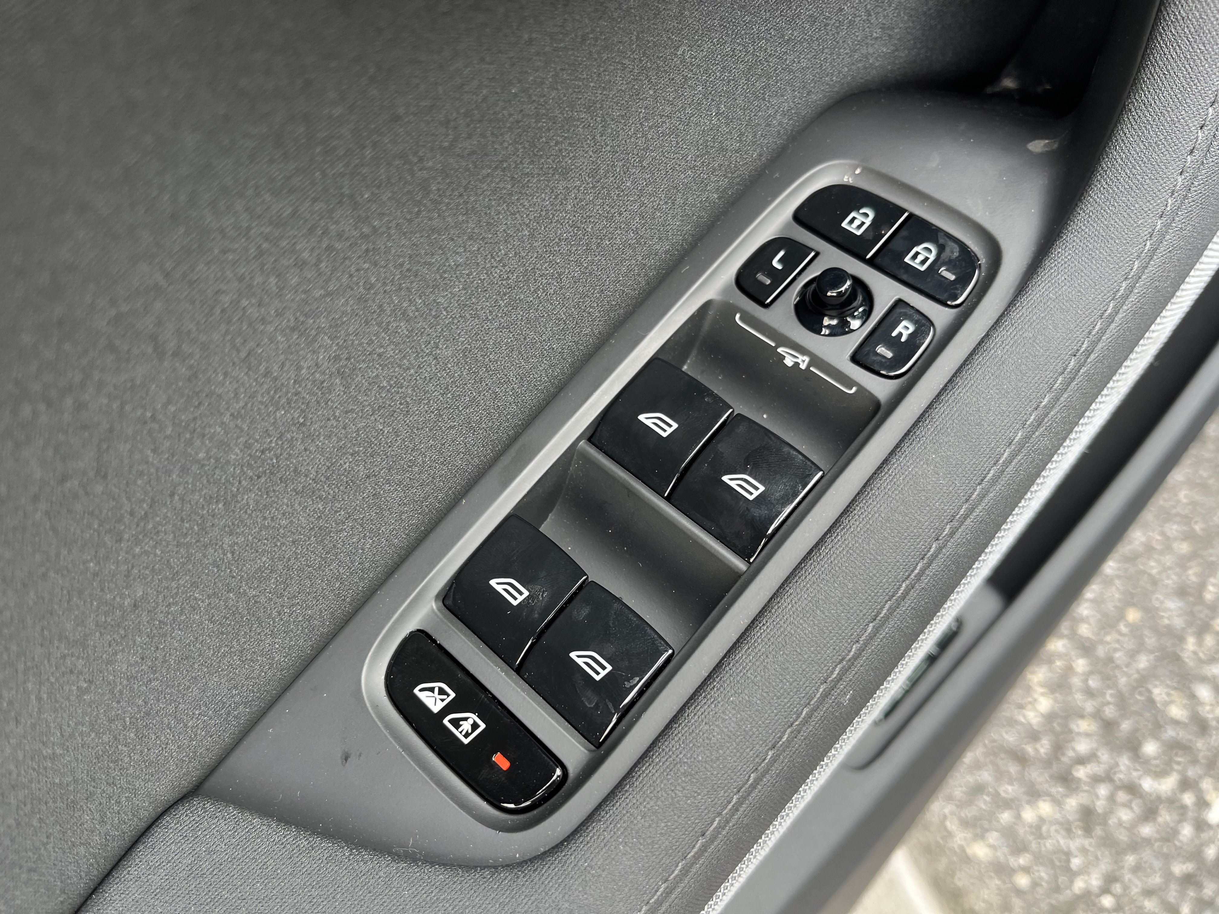 Used 2023 Polestar Polestar 2 w/ Pilot Pack AWD/4WD image 15