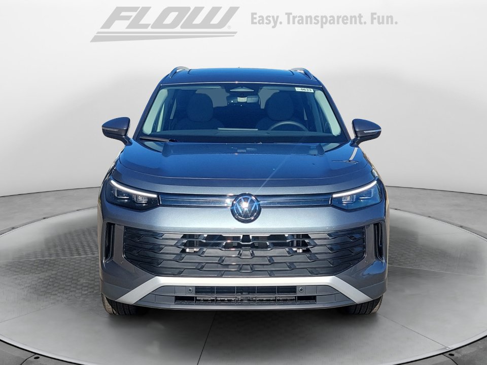 New 2026 Volkswagen Tiguan SE AWD/4WD image 2