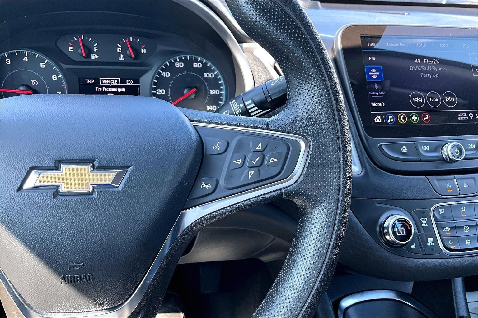 Used 2023 Chevrolet Malibu LT FWD image 12