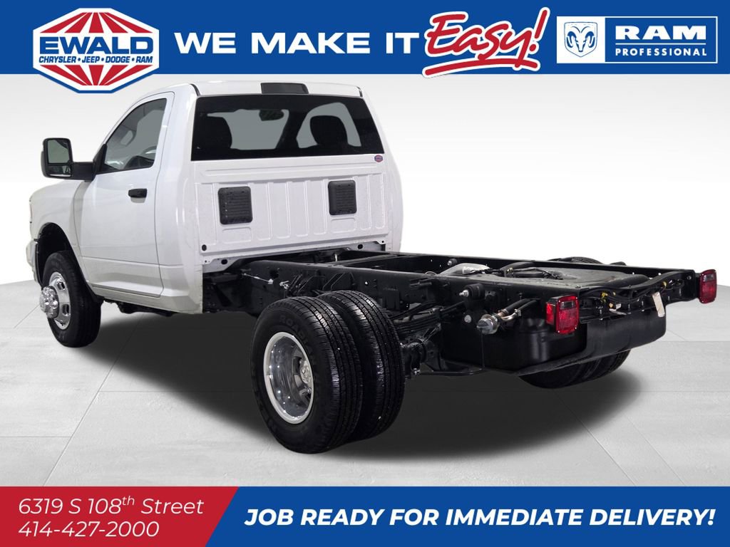 New 2024 RAM 3500 Tradesman image 18