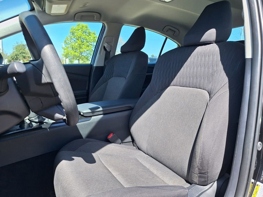 Used 2025 Toyota Camry LE FWD image 22
