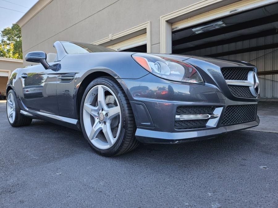 Used 2013 Mercedes-Benz SLK 250 image 11