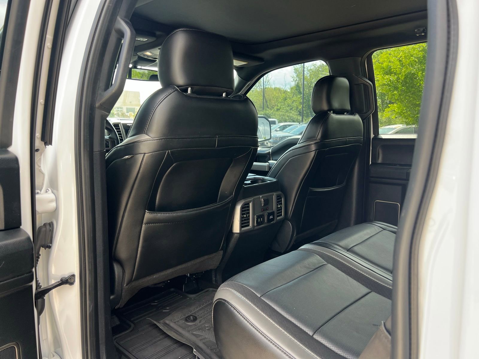 Used 2020 Ford F150 Raptor w/ Equipment Group 802A Luxury AWD/4WD image 15