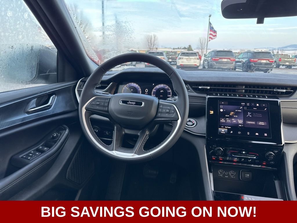 New 2025 Jeep Grand Cherokee L Laredo image 40