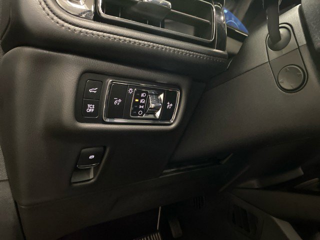 Certified 2023 Lincoln Nautilus Reserve w/ Monochromatic Package image 18