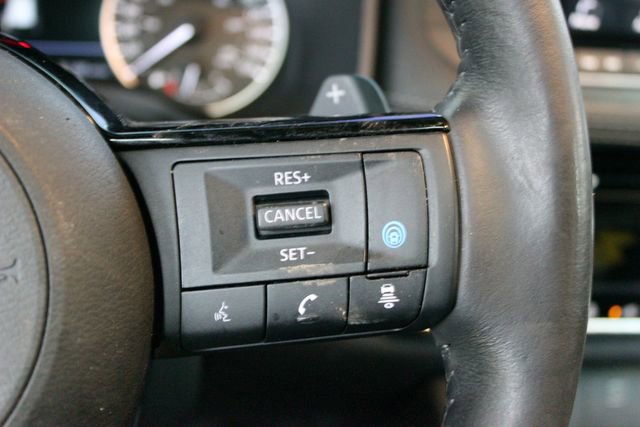 Used 2021 Nissan Rogue SV AWD/4WD image 15