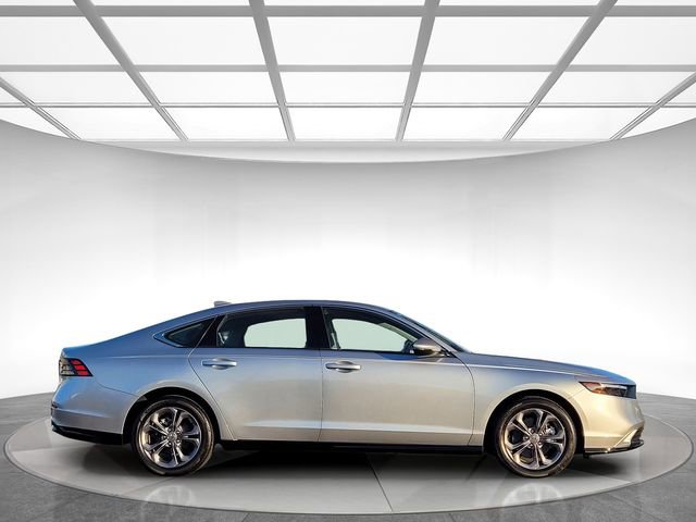 Used 2024 Honda Accord EX-L image 4