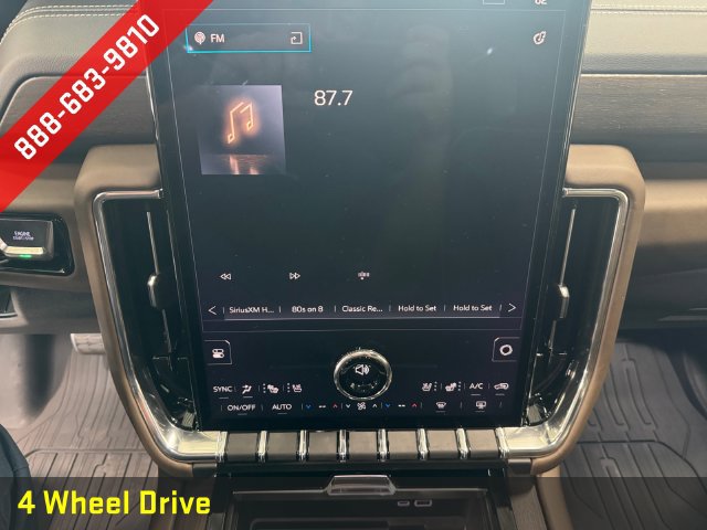 New 2026 GMC Yukon Denali Ultimate w/ LPO, Floor Liner Package AWD/4WD image 4
