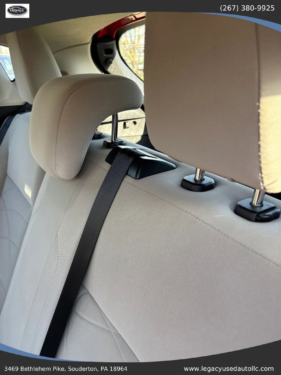 Used 2014 Ford Fiesta SE image 36