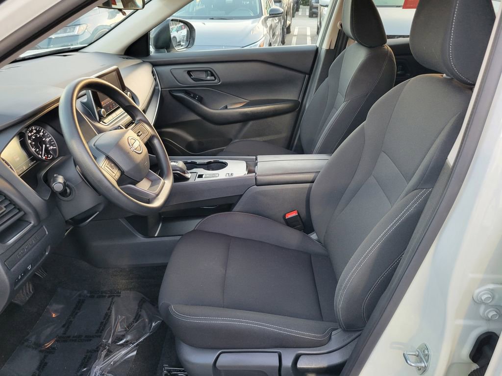 Certified 2025 Nissan Rogue S image 13