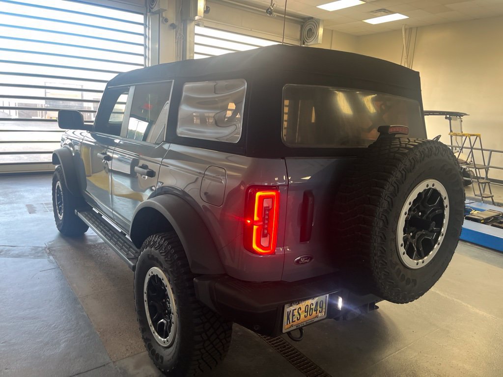 Used 2023 Ford Bronco Badlands AWD/4WD image 6