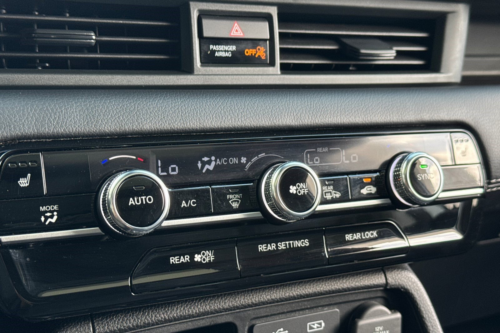Certified 2023 Honda Pilot Touring image 18