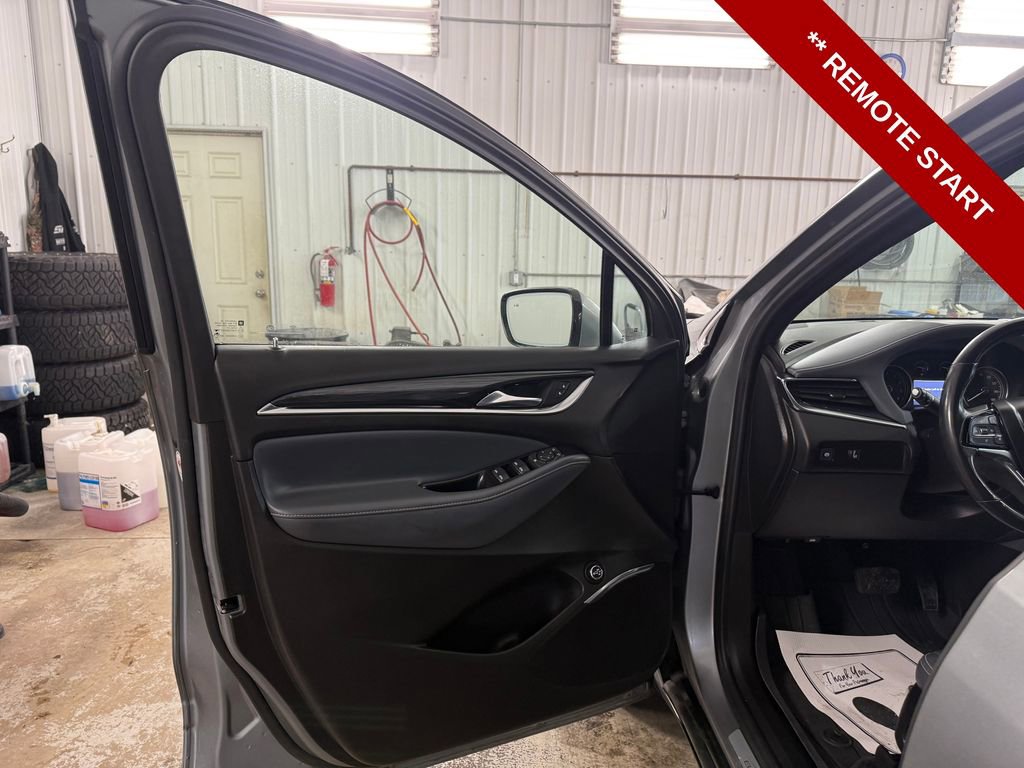 Used 2023 Buick Enclave Essence w/ Sport Touring Edition image 12