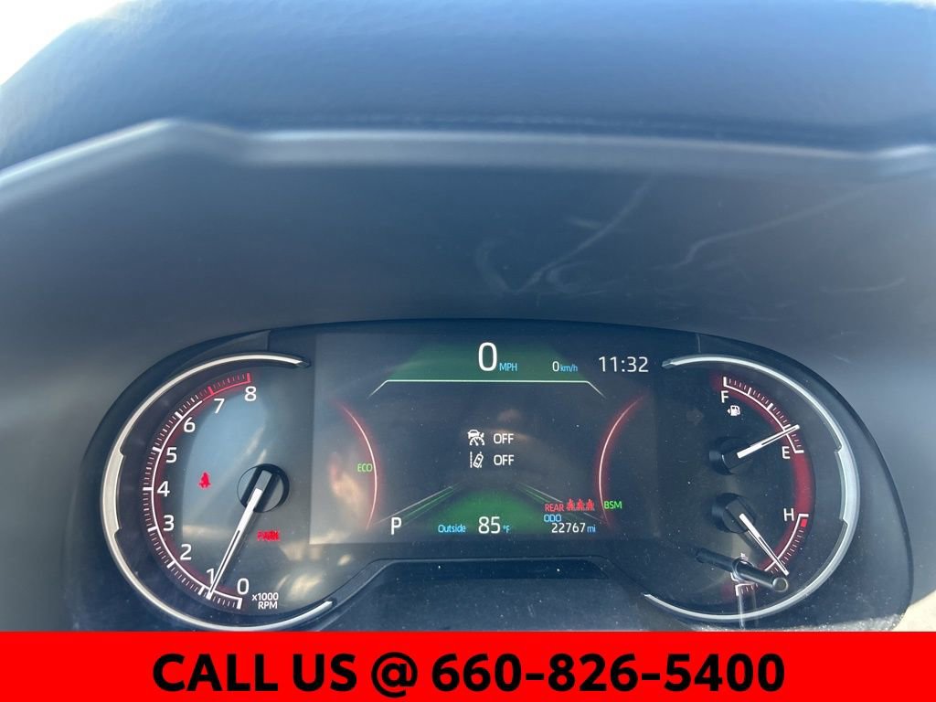 Used 2025 Toyota RAV4 XLE image 15