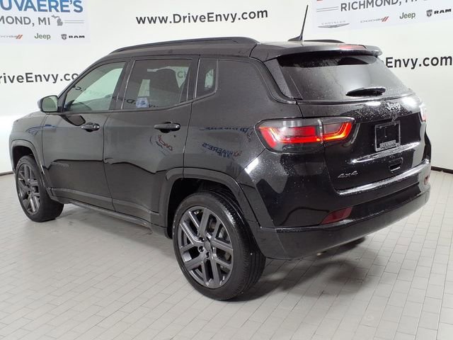 Used 2024 Jeep Compass Limited w/ High Altitude Package AWD/4WD image 6