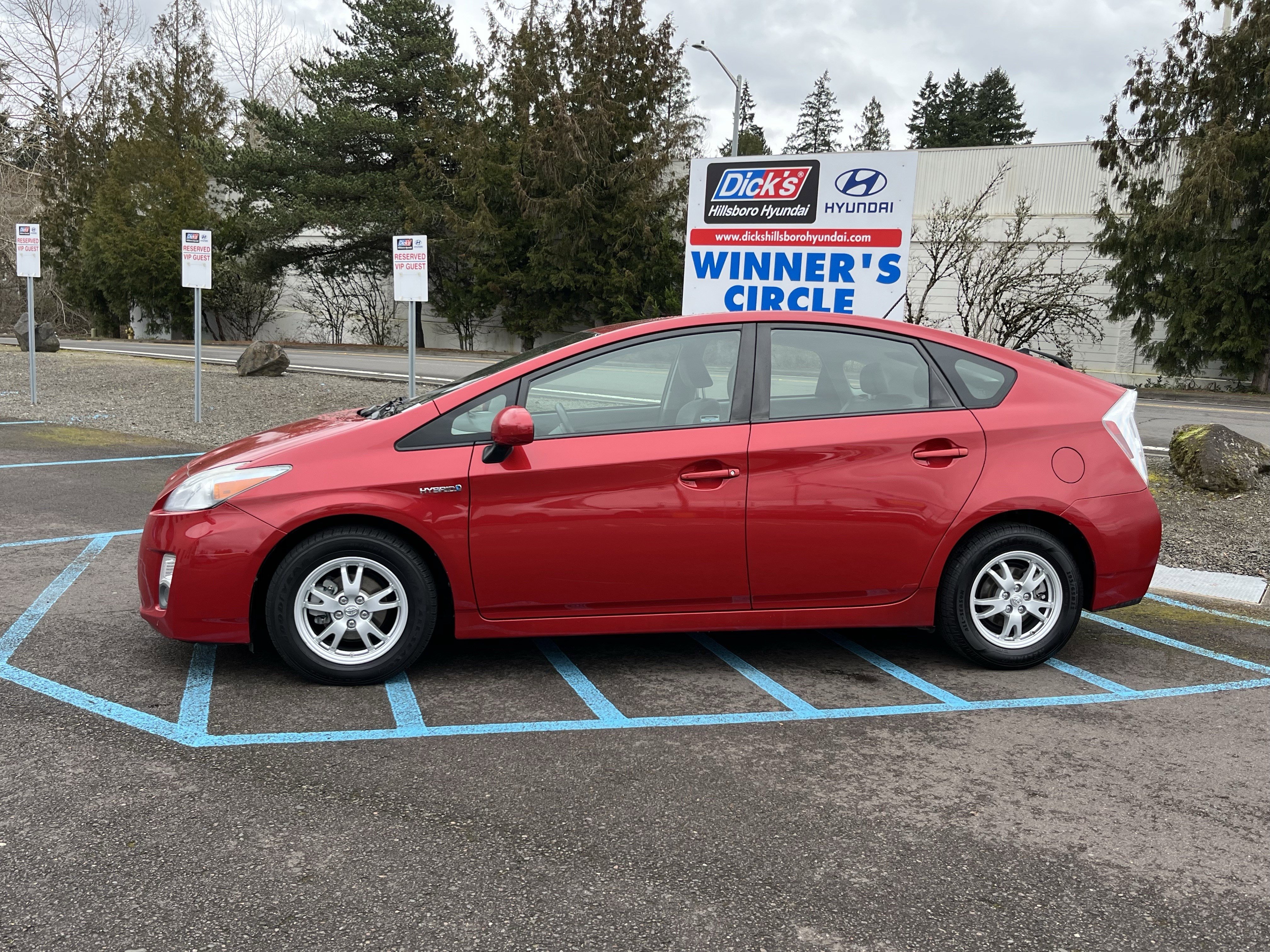 Used 2010 Toyota Prius Two video 2