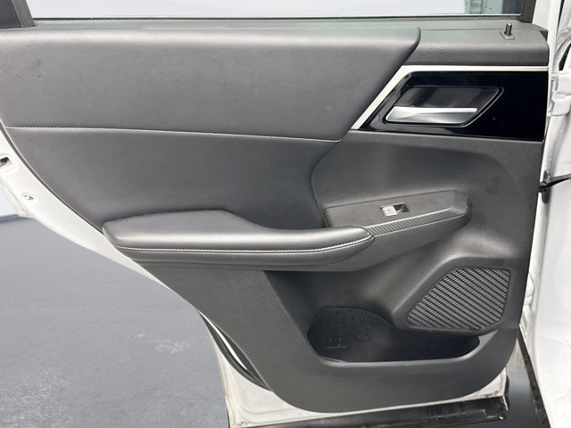 Used 2022 Mitsubishi Outlander SEL Black Edition image 9