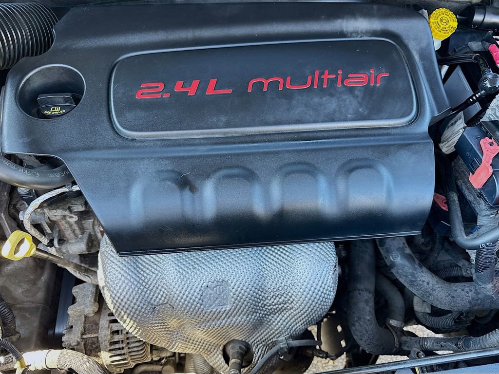 Used 2018 Jeep Renegade Limited w/ Safety & Security Group AWD/4WD image 36