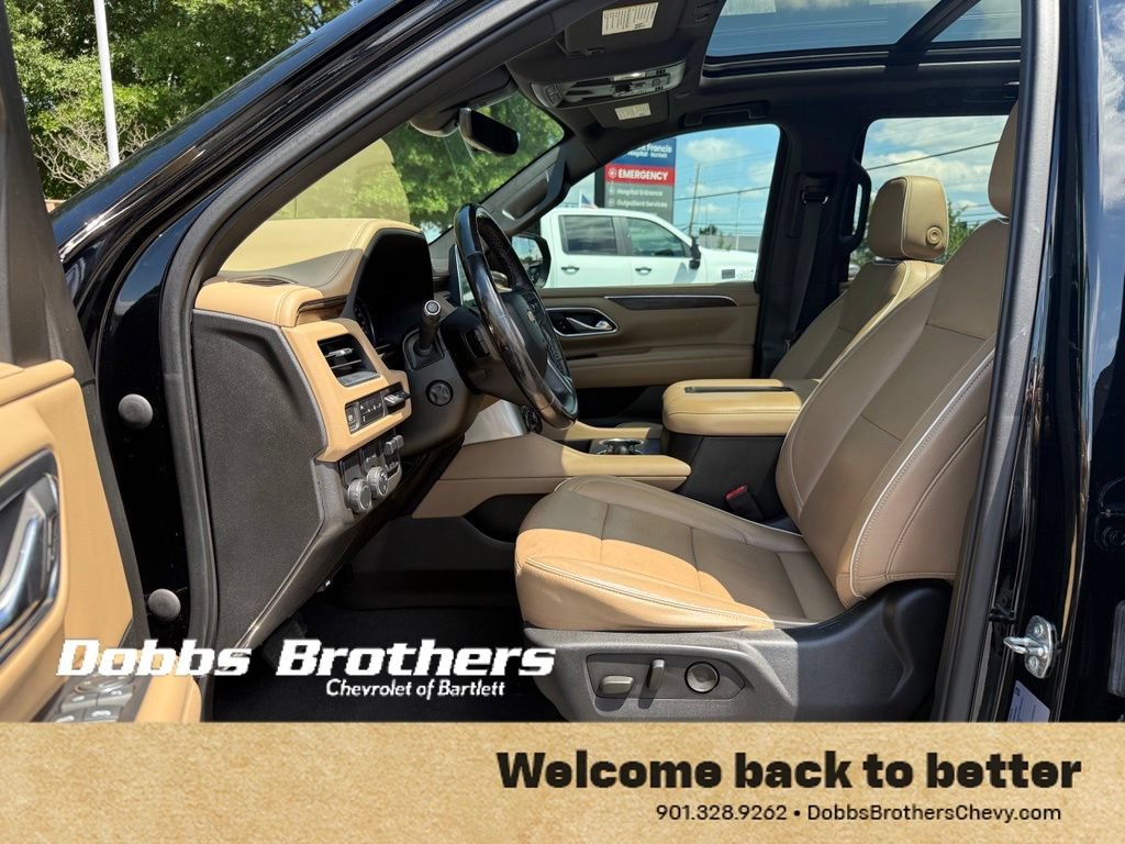 Used 2021 Chevrolet Tahoe Premier w/ Premium Package RWD image 12