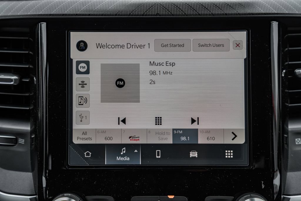 New 2026 RAM 1500 4x4 Crew Cab image 25