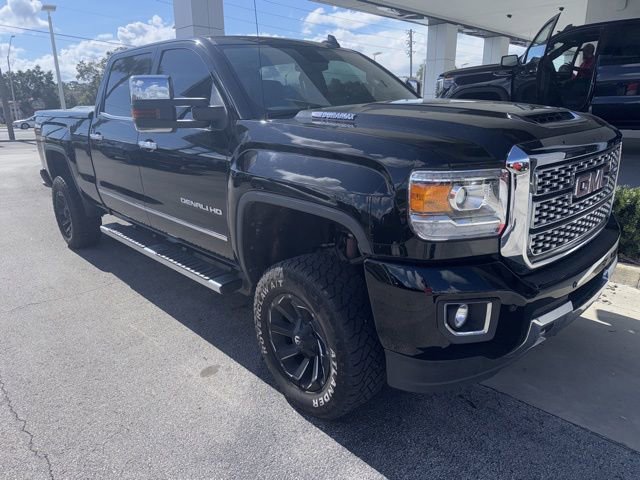 Used 2019 GMC Sierra 2500 Denali w/ Duramax Plus Package image 5