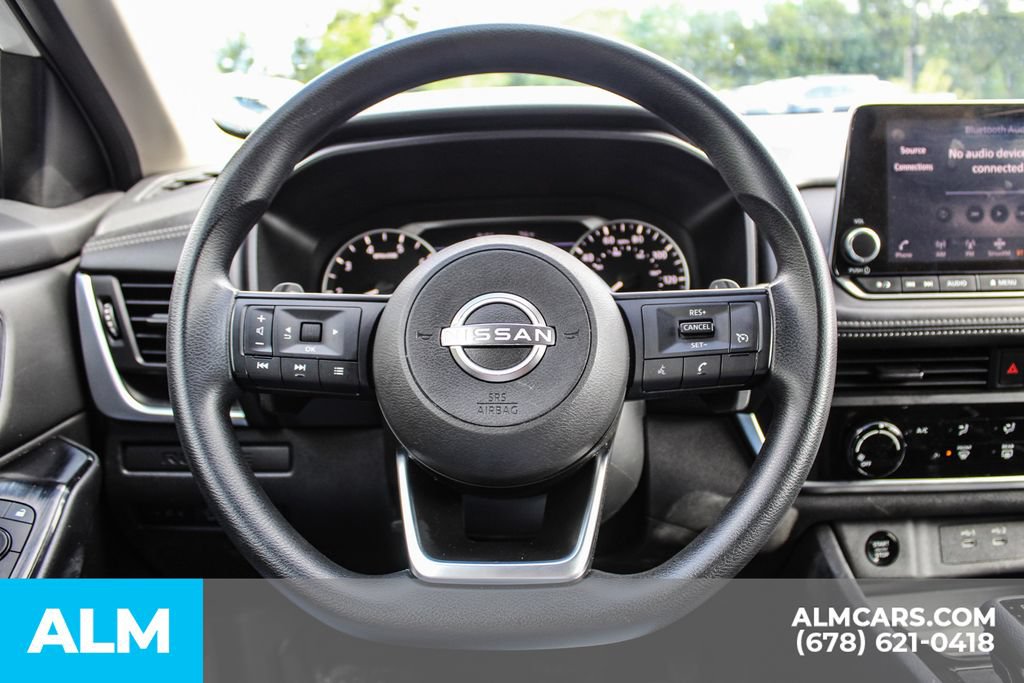 Used 2024 Nissan Rogue S FWD image 24