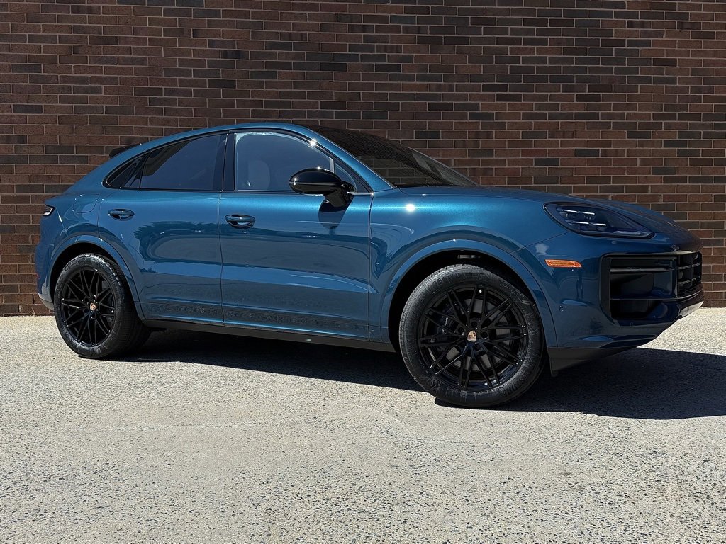 New 2026 Porsche Cayenne Coupe image 9