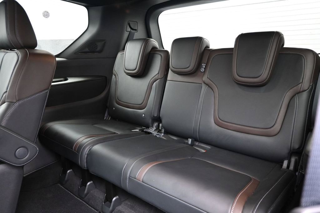Certified 2025 Nissan Armada SL w/ Captain's Chari Seat Package AWD/4WD image 20